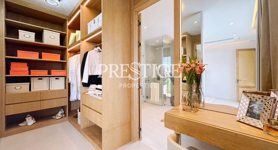 Casa en venta de 4 habitaciones en Bang Lamung, Chonburi