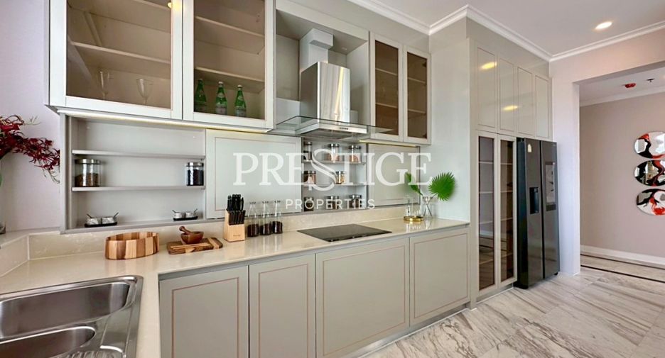 For sale 5 bedrooms condo in Bang Lamung, Chonburi