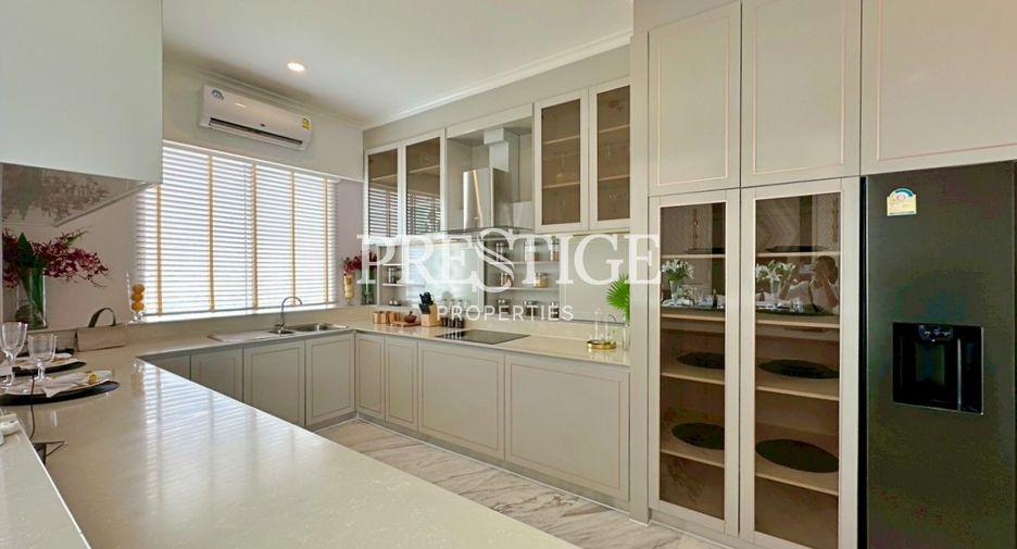 For sale 5 bedrooms condo in Bang Lamung, Chonburi