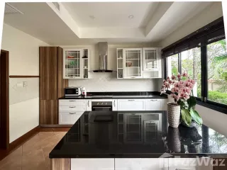 For sale 4 ベッドルーム townhouse in Thalang, Phuket