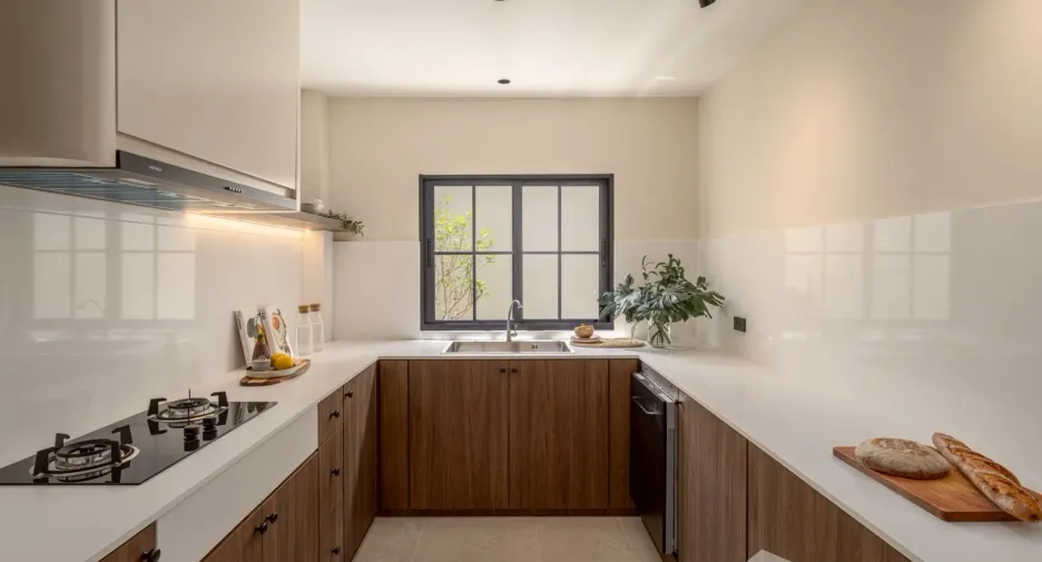For sale and for rent 5 bedrooms house in Mueang Chiang Mai, Chiang Mai