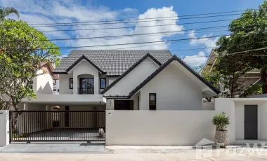 For sale and for rent 5 bedrooms house in Mueang Chiang Mai, Chiang Mai