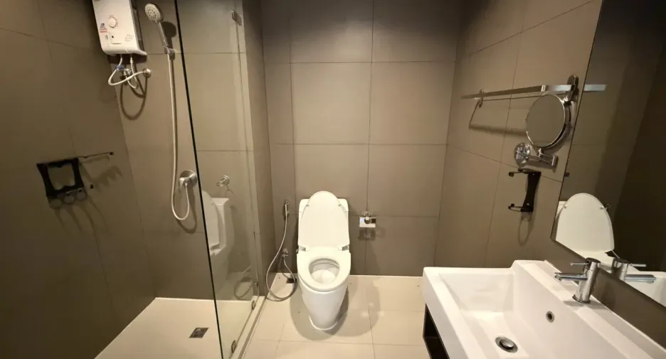 For sale 1 bed condo in Watthana, Bangkok