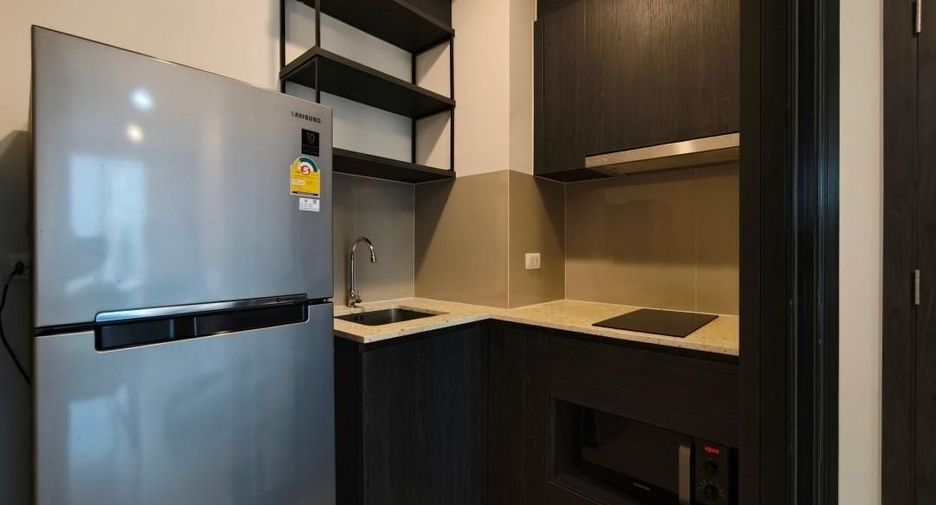 For rent 2 ベッドルーム condo in Huai Khwang, Bangkok