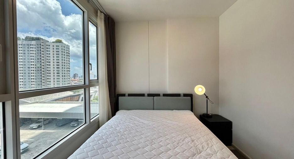 For rent 2 ベッドルーム condo in Huai Khwang, Bangkok