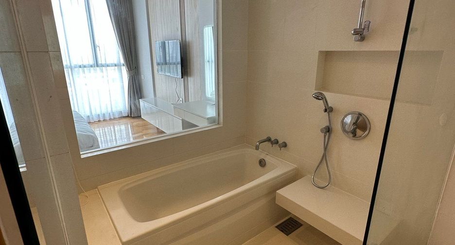 For rent 1 bed condo in Khlong Toei, Bangkok
