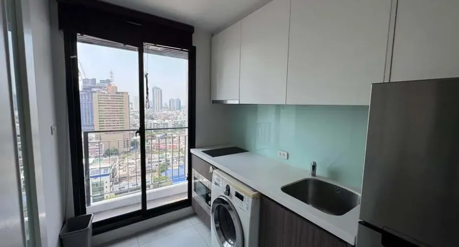 For rent 1 bed condo in Khlong San, Bangkok