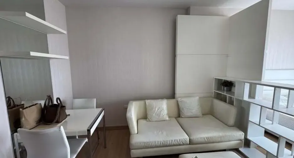 For rent 1 bed condo in Khlong San, Bangkok