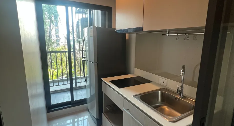 Wohnung zur Miete mit 1 Zimmer in Bang Sue, Bangkok