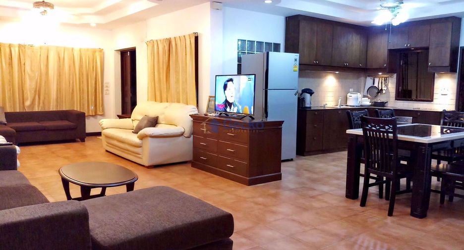 For rent and for sale 4 bedrooms house in Sattahip, Chonburi