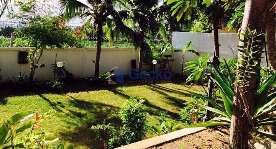 For rent and for sale 4 bedrooms house in Sattahip, Chonburi
