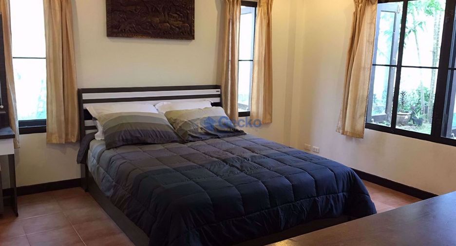 For rent and for sale 4 bedrooms house in Sattahip, Chonburi