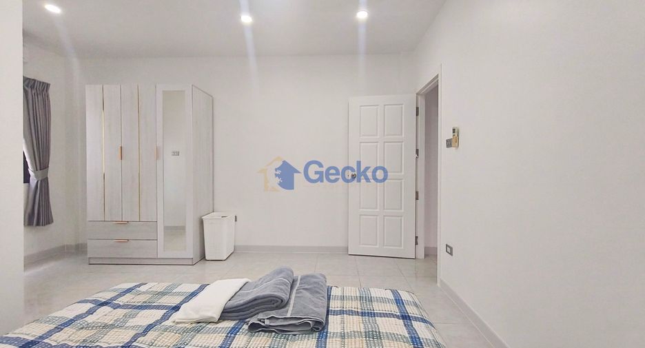 Haus zur Miete mit 4 Zimmer in Bang Lamung, Chonburi