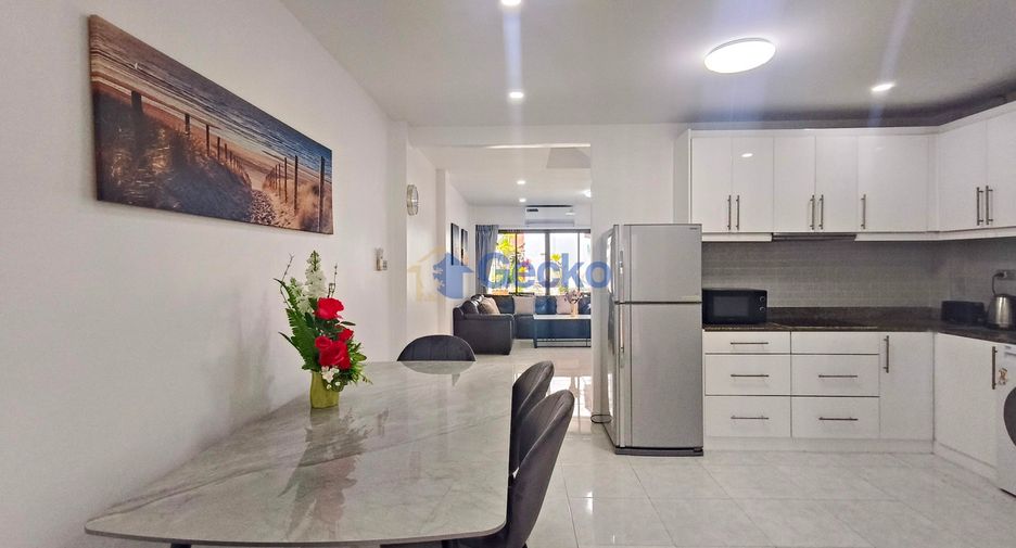 Haus zur Miete mit 4 Zimmer in Bang Lamung, Chonburi
