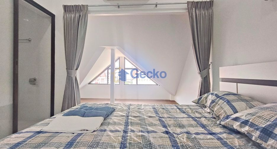 Haus zur Miete mit 4 Zimmer in Bang Lamung, Chonburi