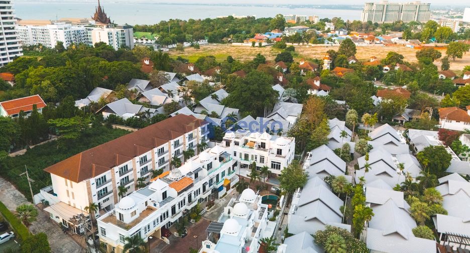 For rent and for sale 3 bedrooms house in Bang Lamung, Chonburi