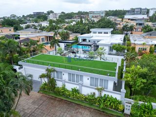 Casa en venta de 6 habitaciones en Bang Lamung, Chonburi