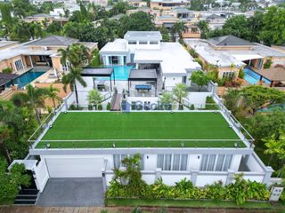 Casa en venta de 6 habitaciones en Bang Lamung, Chonburi