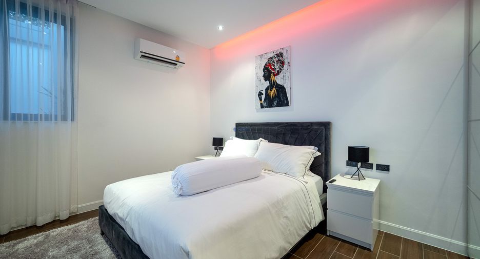 Casa en venta de 6 habitaciones en Bang Lamung, Chonburi