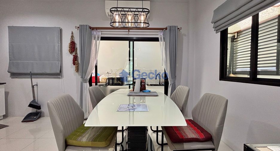 Haus zum Kauf mit 3 Zimmer in Bang Lamung, Chonburi