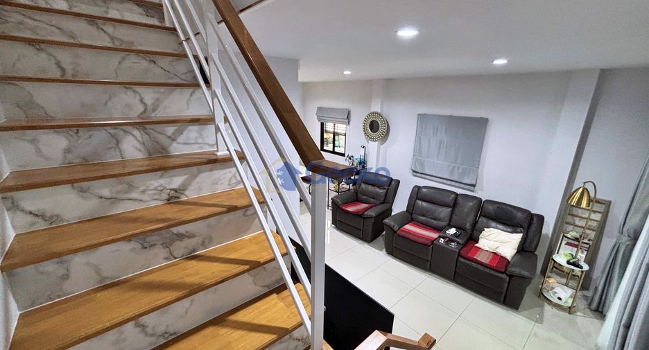 Haus zum Kauf mit 3 Zimmer in Bang Lamung, Chonburi