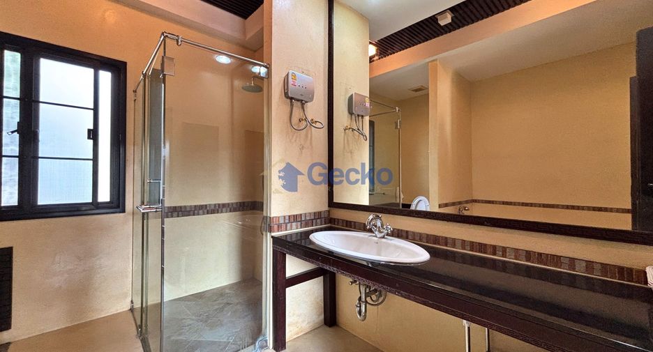 For sale 3 bedrooms house in Bang Lamung, Chonburi