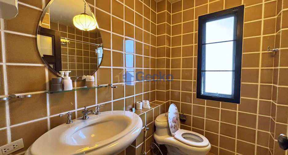 For sale 3 bedrooms house in Bang Lamung, Chonburi