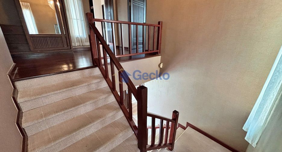 For sale 3 bedrooms house in Bang Lamung, Chonburi