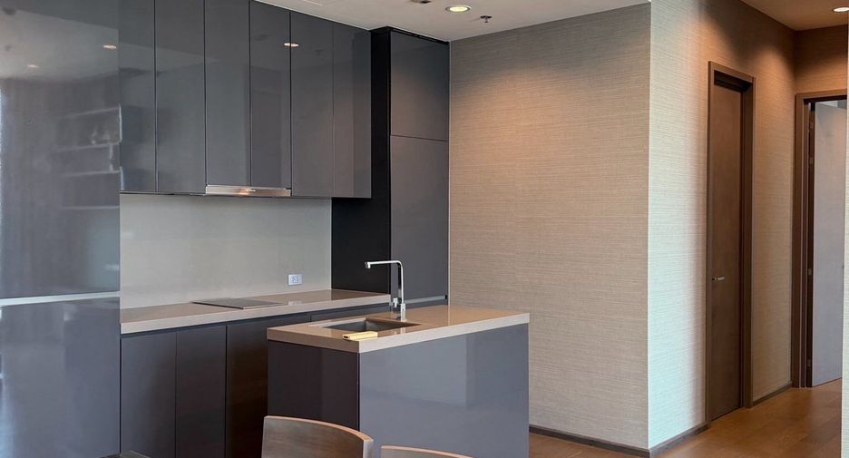 For sale 3 bedrooms condo in Sathon, Bangkok