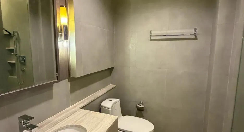 For sale 3 bedrooms condo in Sathon, Bangkok