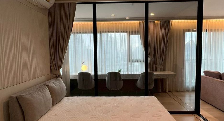Condo en alquiler de 2 habitaciones en Pathum Wan, Bangkok