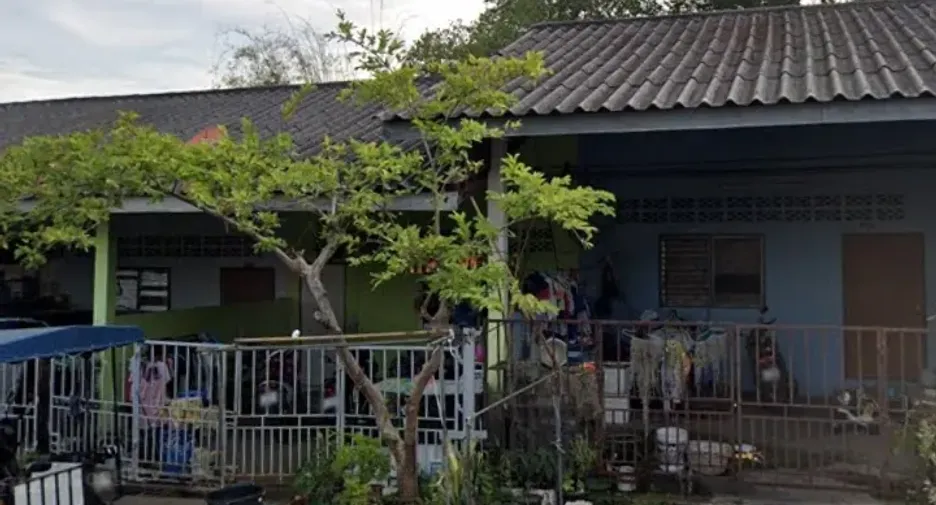Casa adosada en venta de 2 habitaciones en Nuea Khlong, Krabi