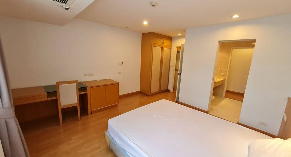 Wohnung zur Miete mit 2 Zimmer in Pathum Wan, Bangkok