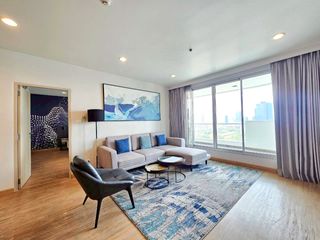 For rent 3 bedrooms condo in Khlong Toei, Bangkok