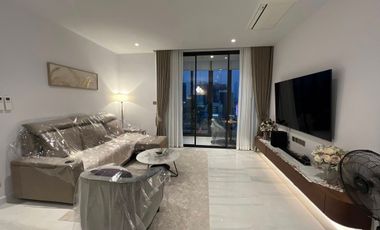 À louer 3 chambres condo à Sathon, Bangkok