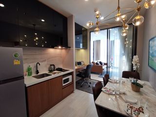 Condo en alquiler y en venta de 1 habitaciones en Pathum Wan, Bangkok
