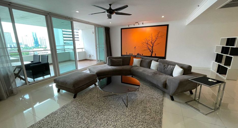 For rent 3 bedrooms condo in Watthana, Bangkok