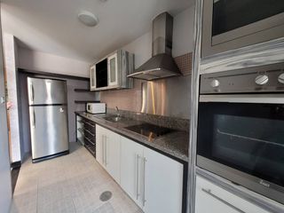 Аренда и продажа 2 спальни кондо в Щаттхана, Бангкок