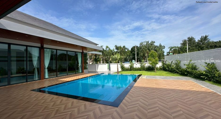 For rent 4 bedrooms house in Bang Lamung, Chonburi