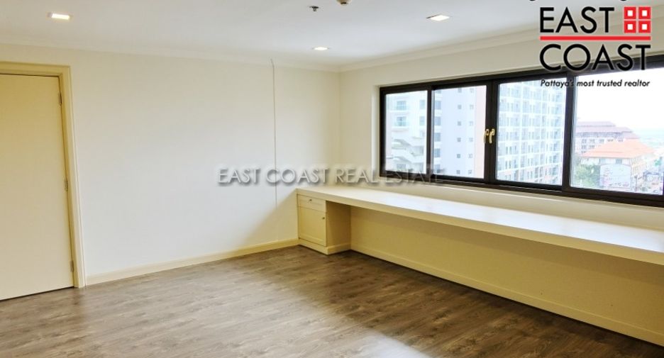 For rent 3 bedrooms condo in South Pattaya, Pattaya