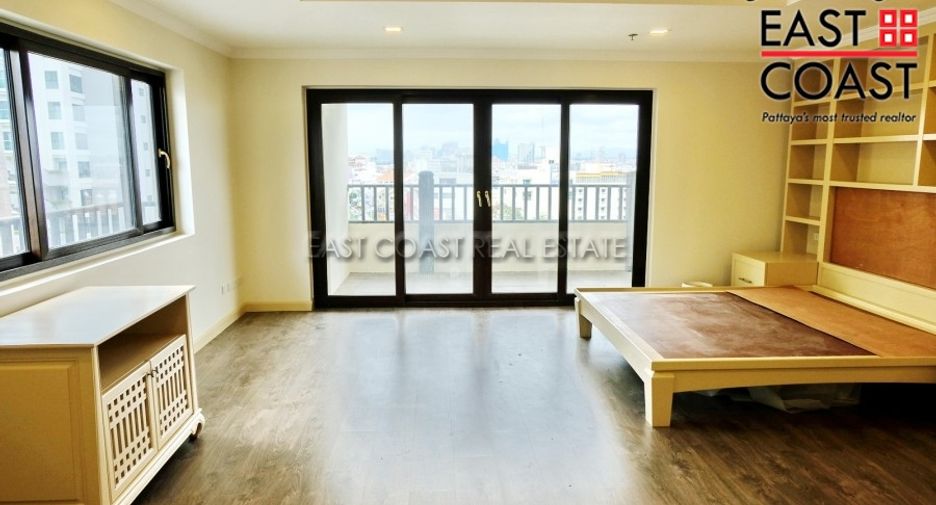 For rent 3 bedrooms condo in South Pattaya, Pattaya