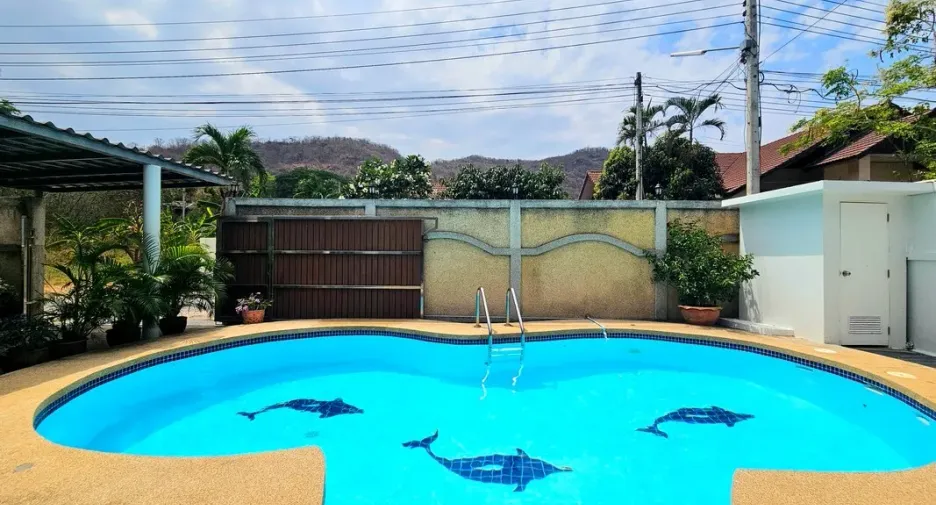 For sale 2 bedrooms villa in Hua Hin, Prachuap Khiri Khan