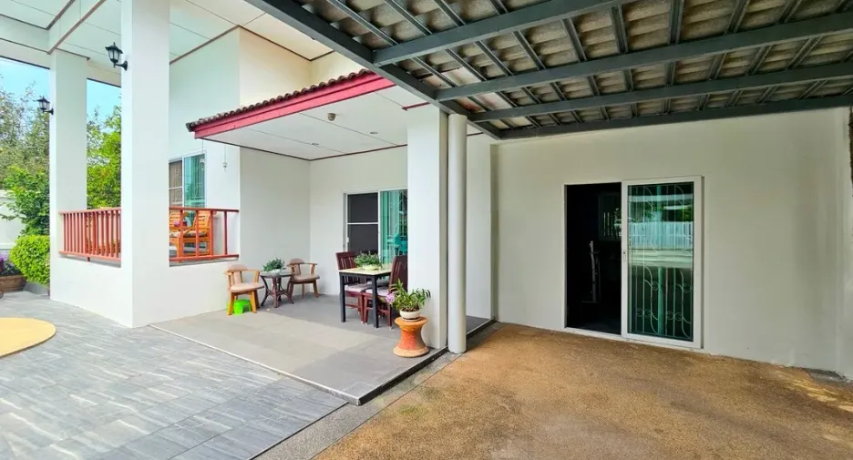 For sale 2 bedrooms villa in Hua Hin, Prachuap Khiri Khan