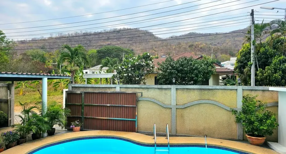For sale 2 bedrooms villa in Hua Hin, Prachuap Khiri Khan