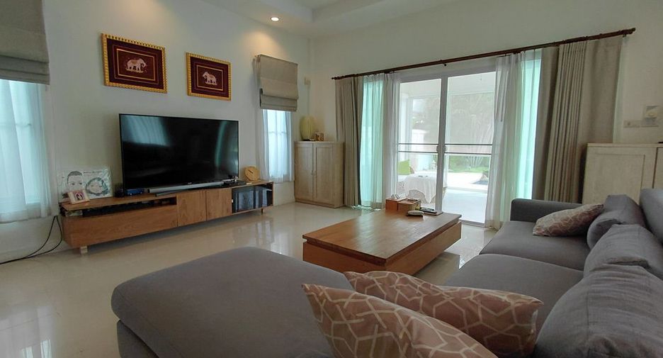 For sale 3 bedrooms villa in Hua Hin, Prachuap Khiri Khan