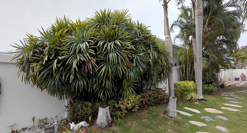 For sale 3 bedrooms villa in Hua Hin, Prachuap Khiri Khan
