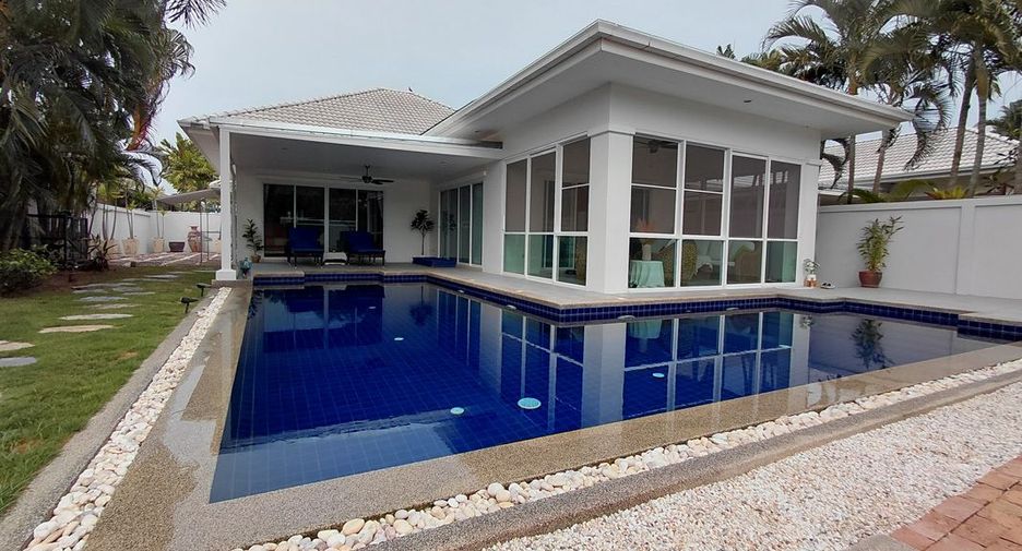 For sale 3 bedrooms villa in Hua Hin, Prachuap Khiri Khan