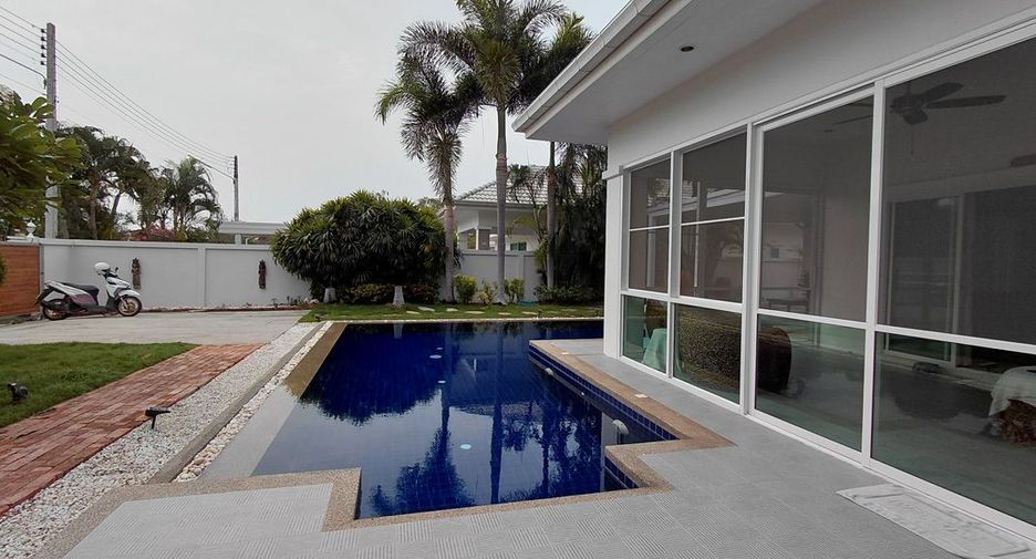 For sale 3 bedrooms villa in Hua Hin, Prachuap Khiri Khan