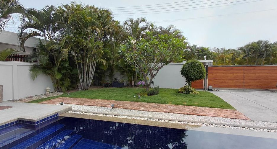 For sale 3 bedrooms villa in Hua Hin, Prachuap Khiri Khan