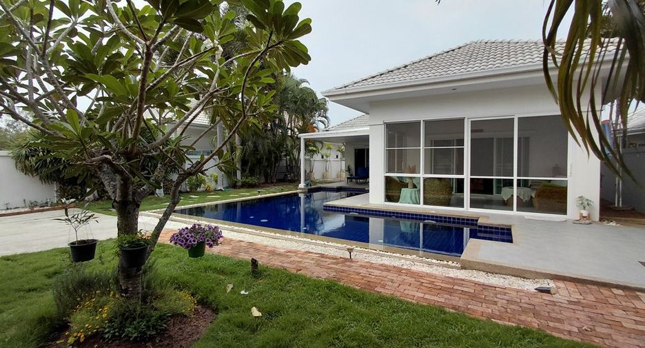For sale 3 bedrooms villa in Hua Hin, Prachuap Khiri Khan